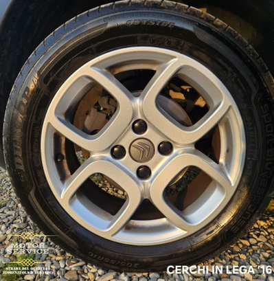 Citroen C4 Cactus PureTech 110 S&S Shine (7)