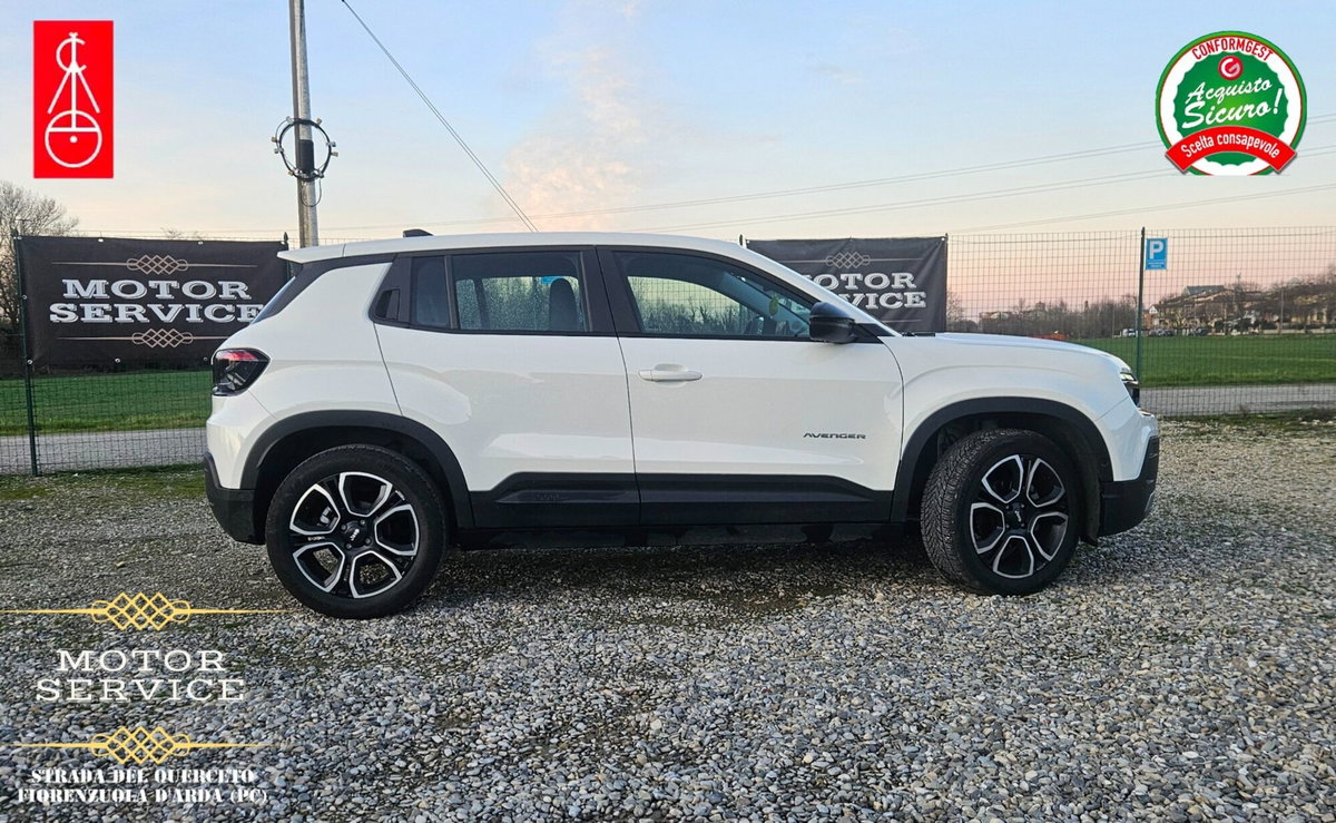 Jeep Avenger 1.2 turbo Summit fwd 100cv (3)
