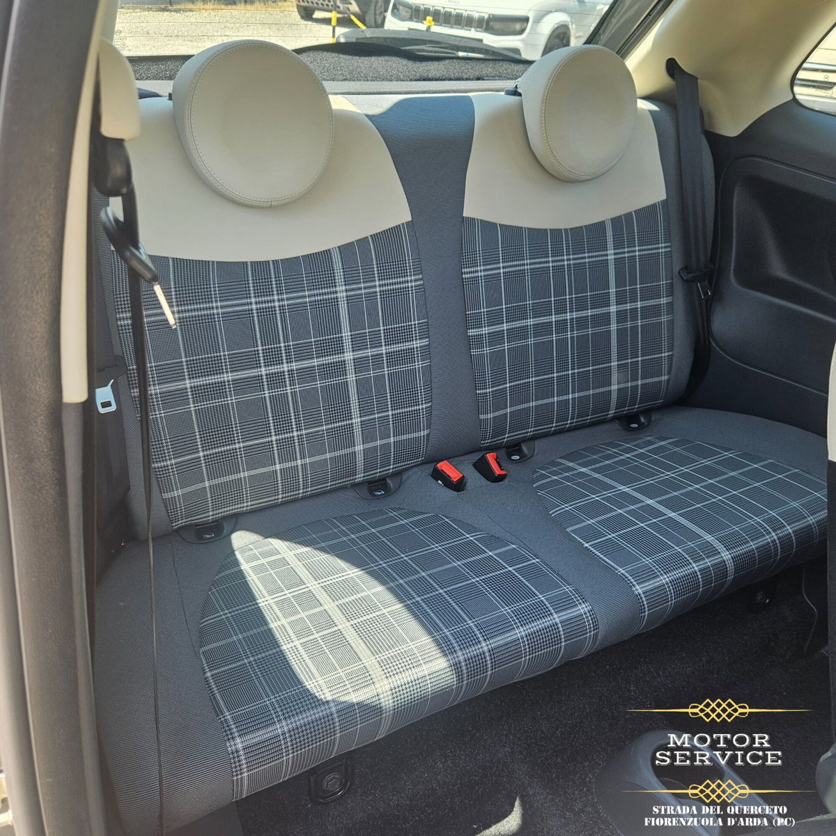 Fiat 500 1.2 Lounge (11)