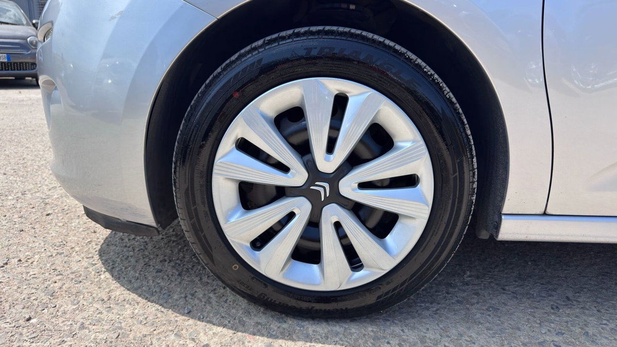Citroen C3 1.4 HDi 70 Exclusive (11)
