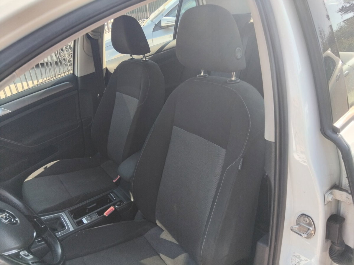 Volkswagen Golf 1.6 TDI DSG 5p. Highline BlueMotion Technology (10)