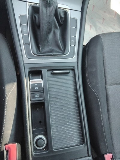 Volkswagen Golf 1.6 TDI DSG 5p. Highline BlueMotion Technology (3)