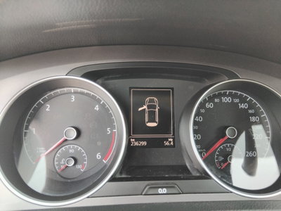 Volkswagen Golf 1.6 TDI DSG 5p. Highline BlueMotion Technology (5)