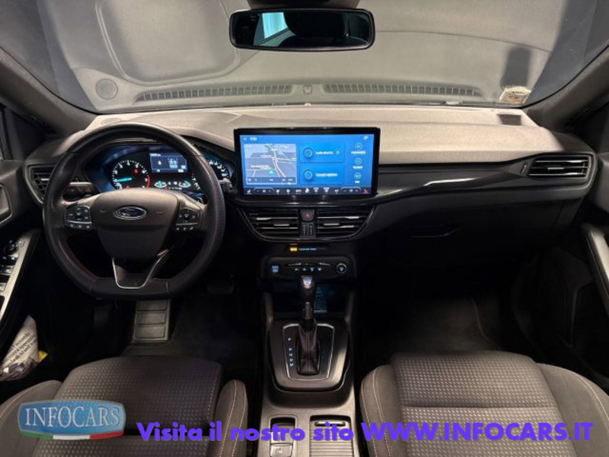 Ford Focus Station Wagon 1.0 EcoBoost Hybrid 155 CV SW ST-Line (11)
