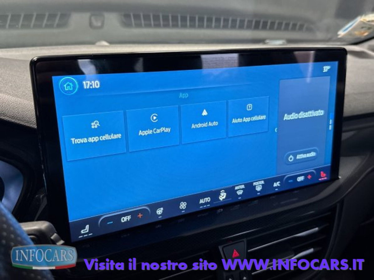 Ford Focus Station Wagon 1.0 EcoBoost Hybrid 155 CV SW ST-Line (17)
