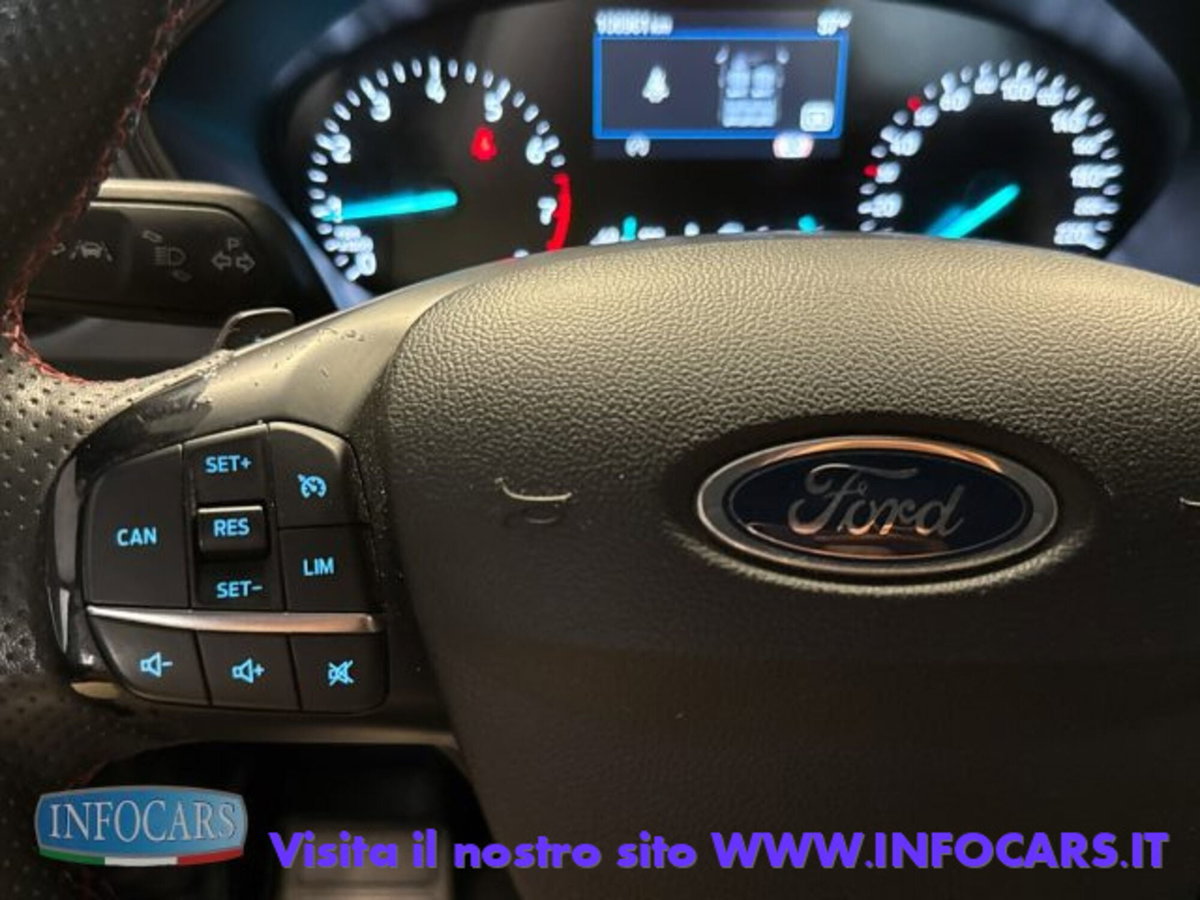 Ford Focus Station Wagon 1.0 EcoBoost Hybrid 155 CV SW ST-Line (19)