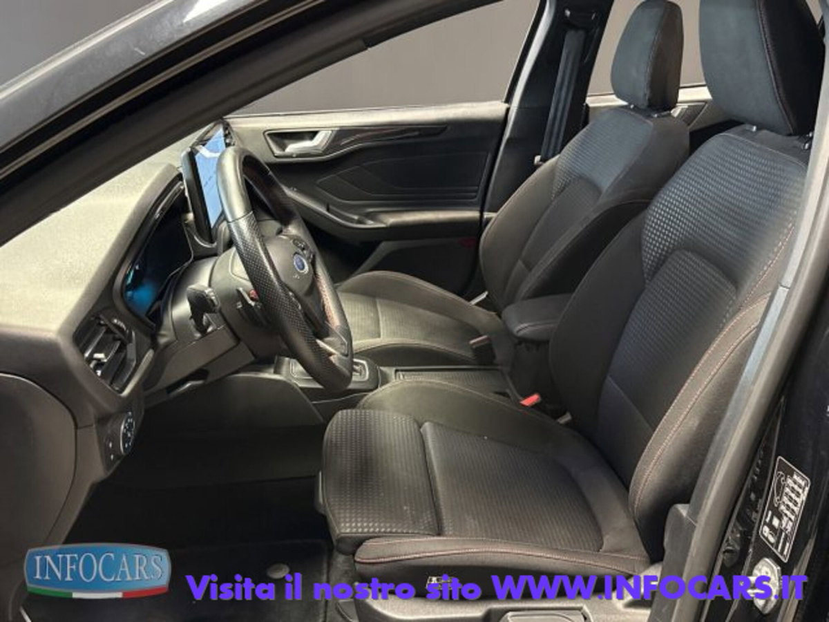 Ford Focus Station Wagon 1.0 EcoBoost Hybrid 155 CV SW ST-Line (5)