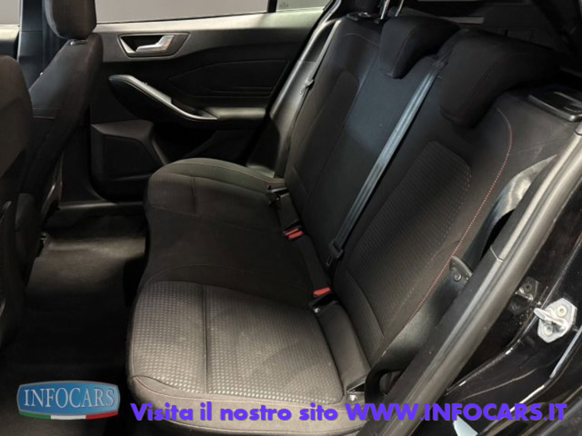 Ford Focus Station Wagon 1.0 EcoBoost Hybrid 155 CV SW ST-Line (7)