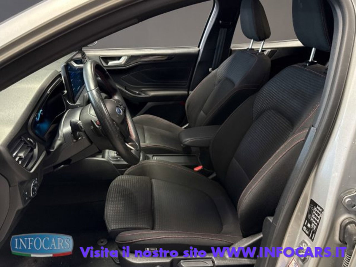 Ford Focus Station Wagon 1.0 EcoBoost Hybrid 155 CV SW ST-Line (5)