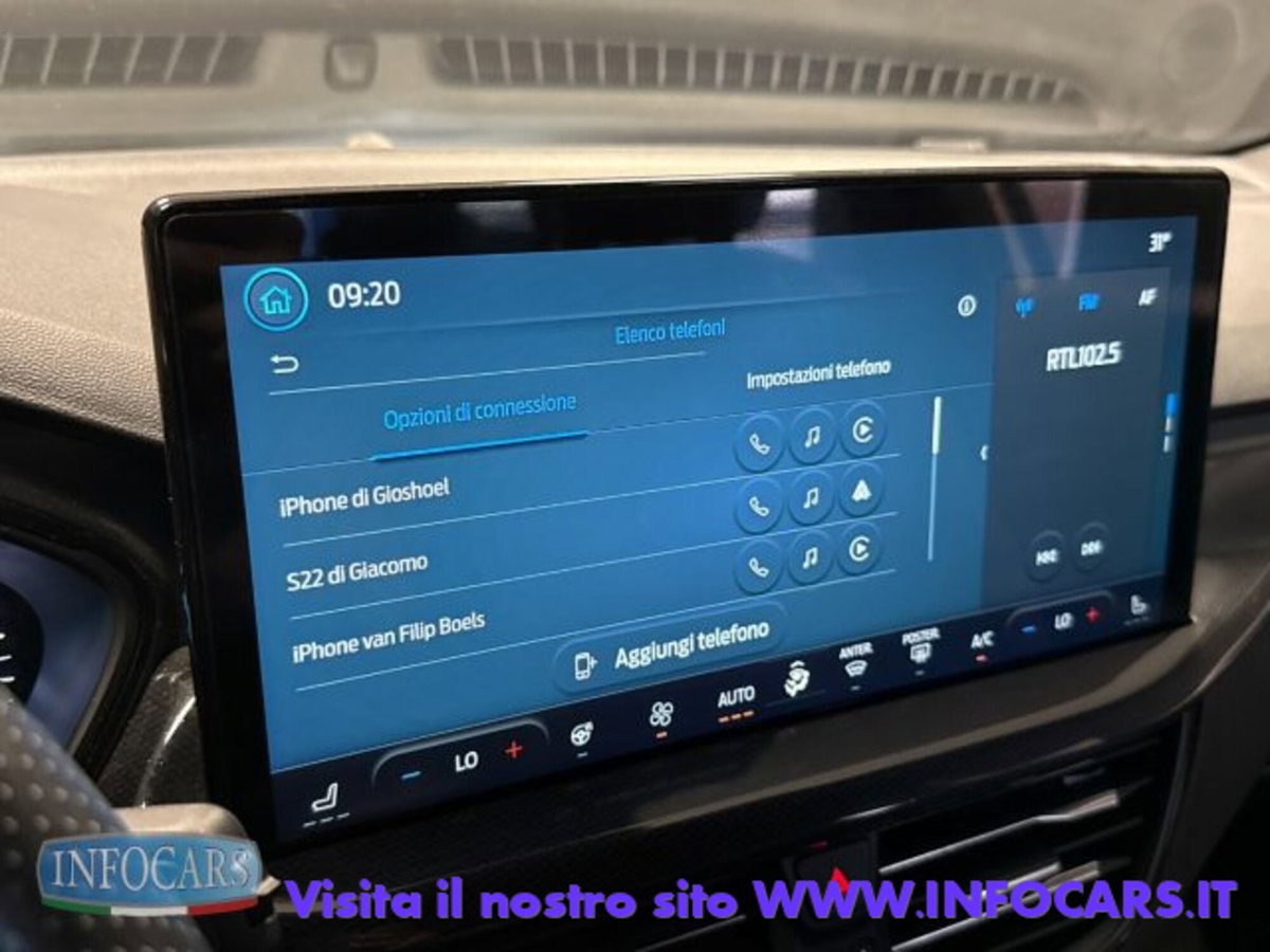 Ford Focus Station Wagon 1.0 EcoBoost Hybrid 155 CV SW ST-Line (17)