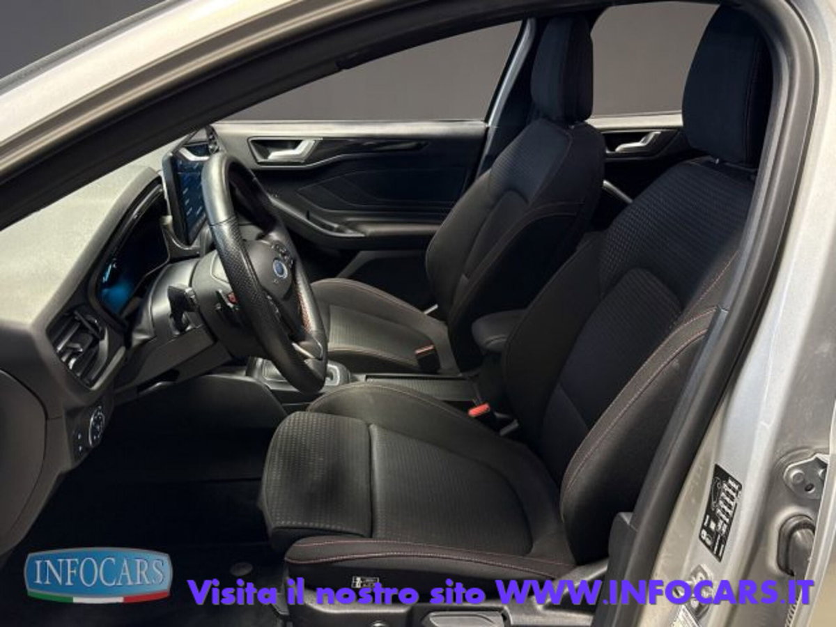 Ford Focus Station Wagon 1.0 EcoBoost Hybrid 155 CV SW ST-Line (5)