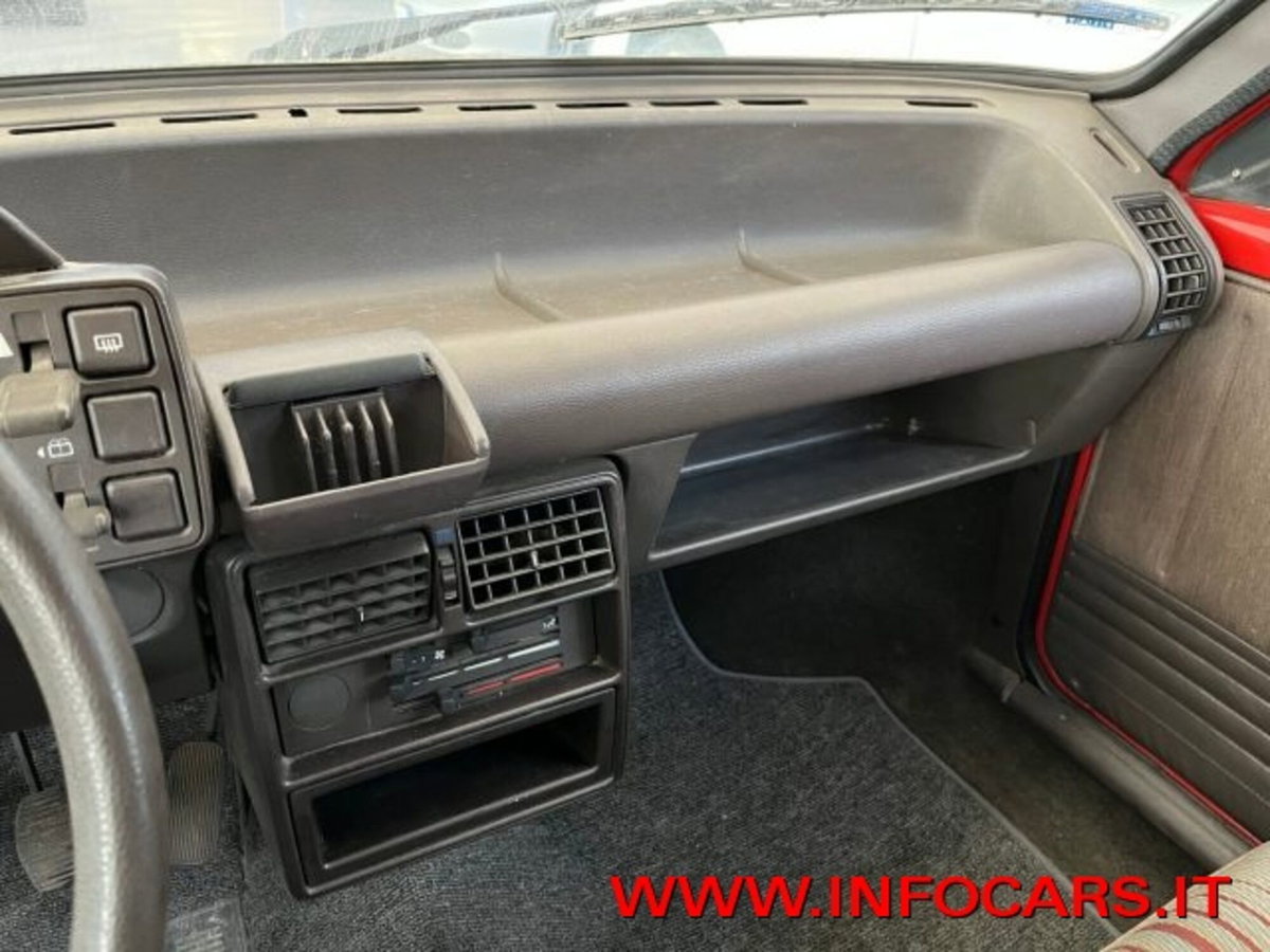 Fiat Uno 45 3 porte Sting (15)