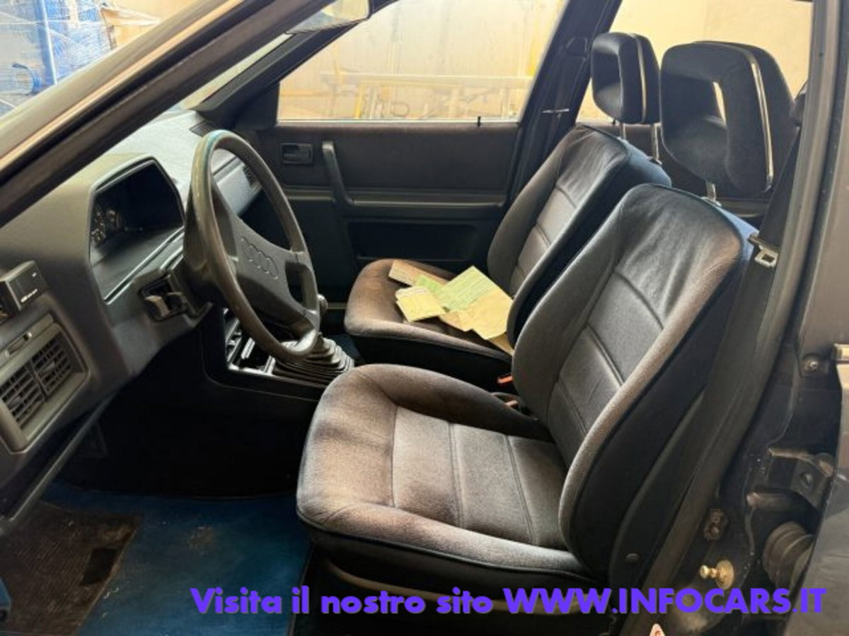 Audi 100 1.8 (75CV) CC (3)