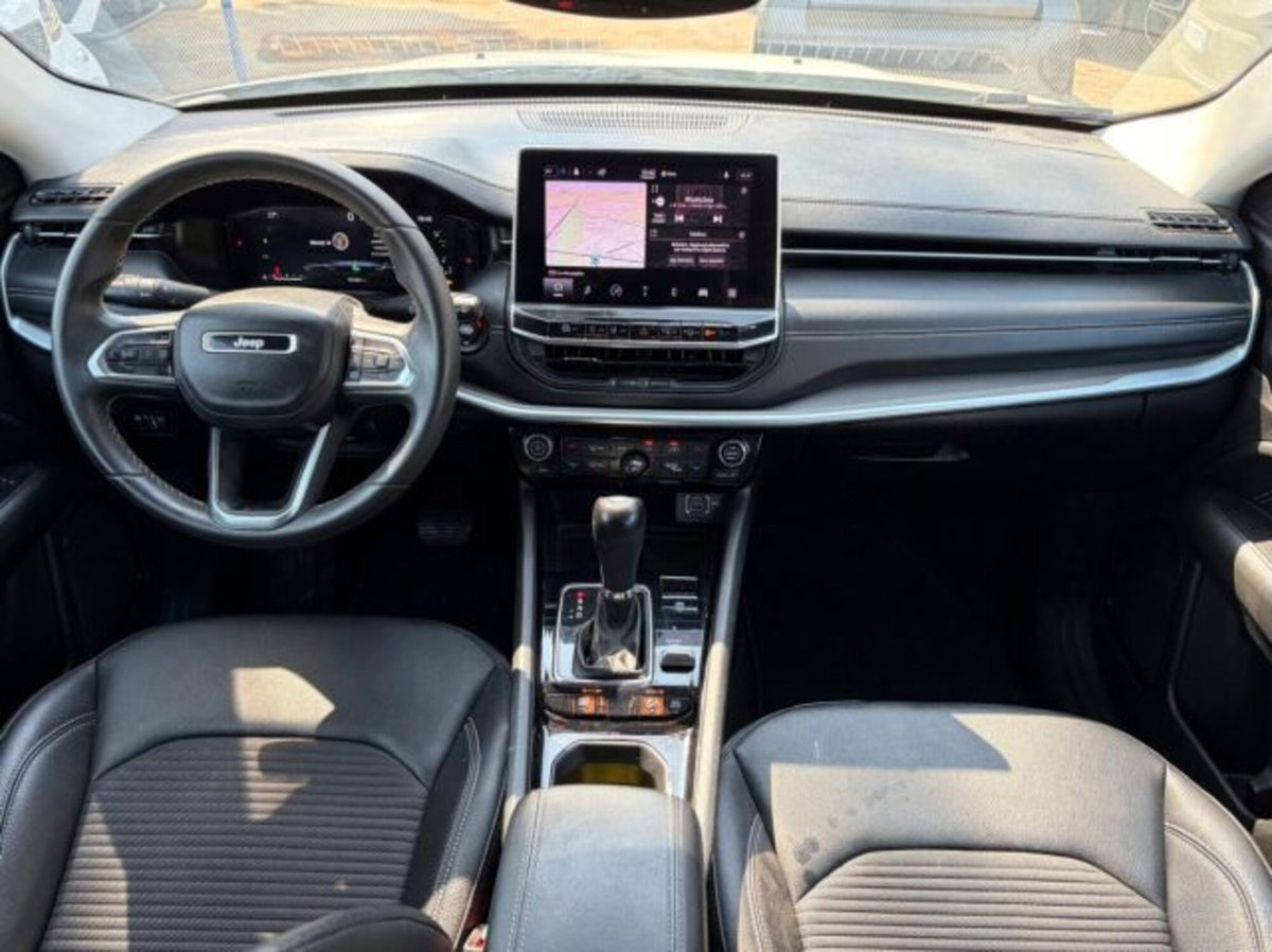Jeep Compass 1.3 T4 190CV PHEV AT6 4xe Limited (15)
