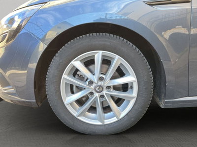 Renault Mégane Sporter Blue dCi 115 CV Business (4)