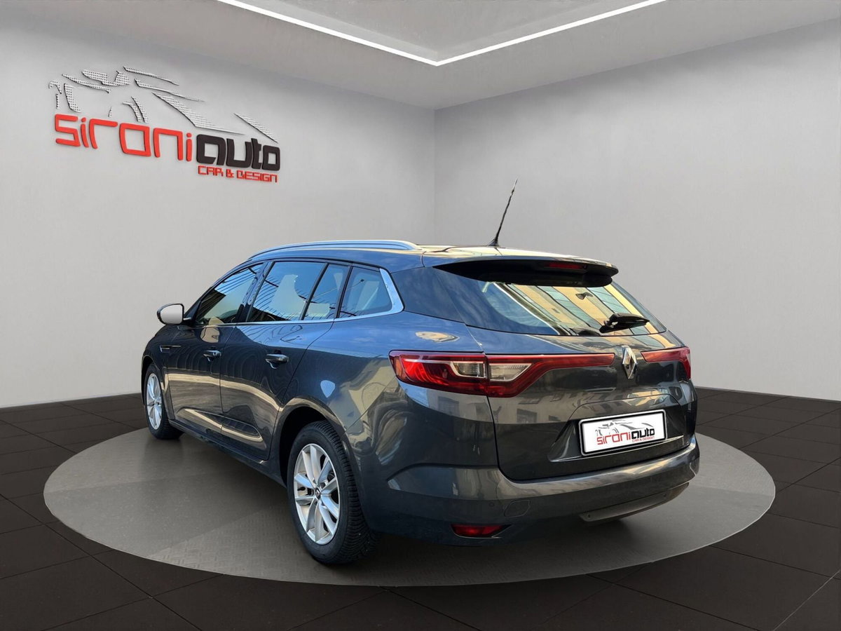 Renault Mégane Sporter Blue dCi 115 CV Business (5)