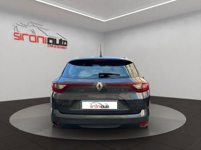 Renault Mégane Sporter Blue dCi 115 CV Business (6)