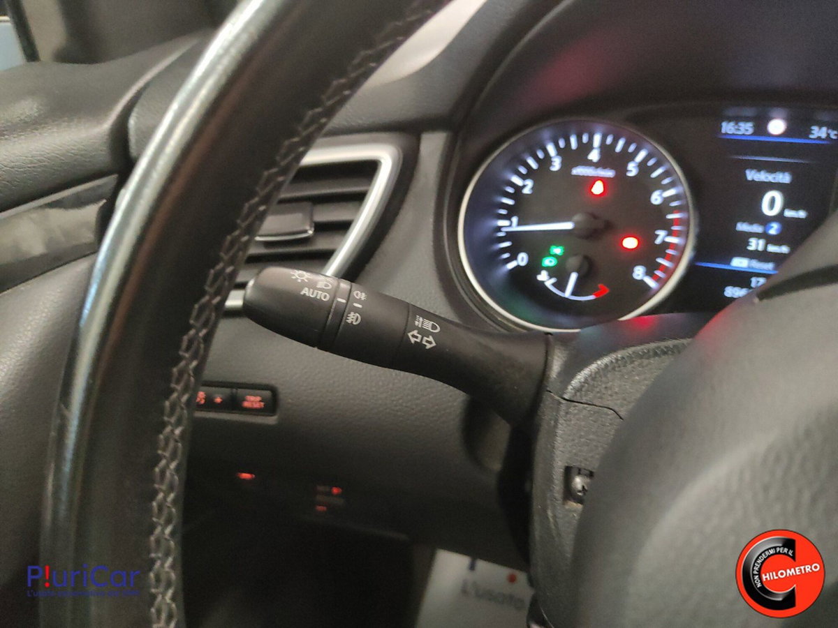 Nissan Qashqai 1.3 DIG-T 140 CV N-Connecta (18)