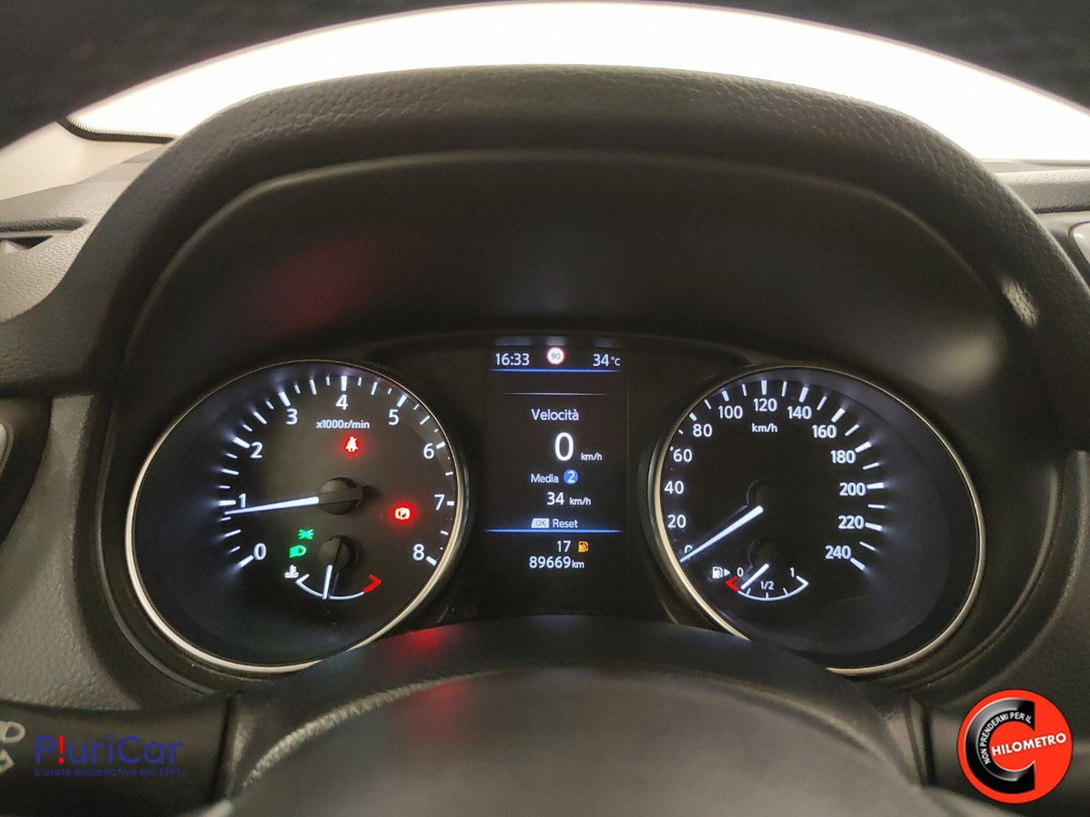 Nissan Qashqai 1.3 DIG-T 140 CV N-Connecta (9)