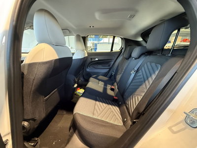 Fiat 600 1.2 hybrid Icon 145cv auto (11)