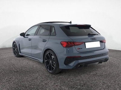 Audi RS 3 Sportback 3 2.5 TFSI quattro S tronic (4)