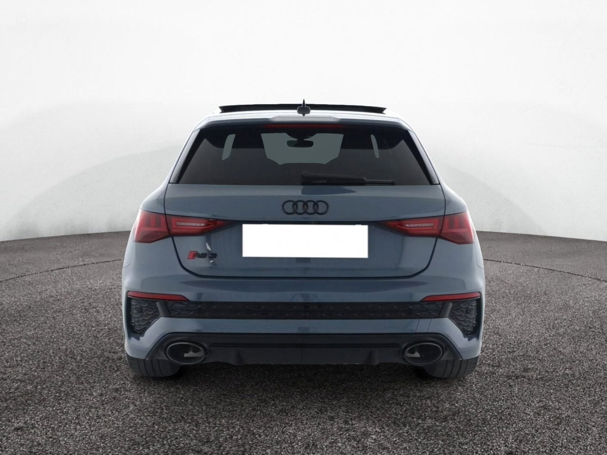Audi RS 3 Sportback 3 2.5 TFSI quattro S tronic (5)
