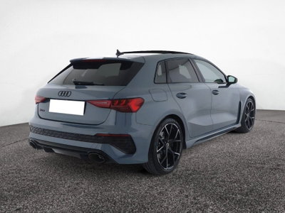 Audi RS 3 Sportback 3 2.5 TFSI quattro S tronic (6)