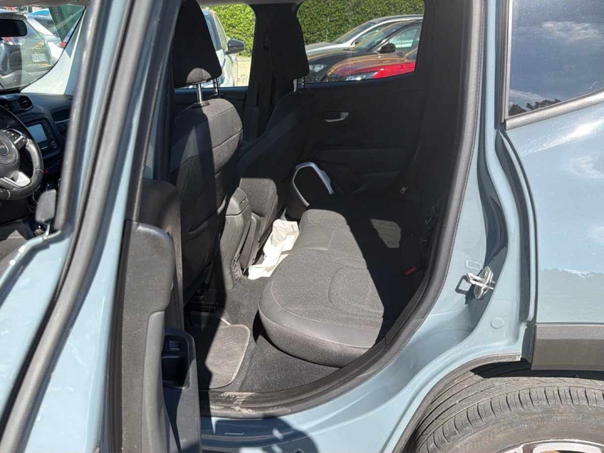 Jeep Renegade 2.0 Mjt 140CV 4WD Active Drive Limited (15)