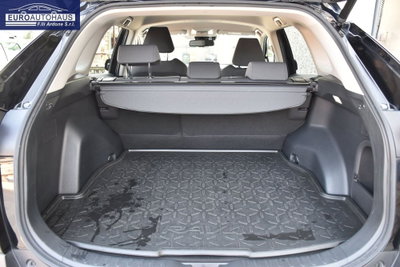 Toyota Rav4 HV (218CV) E-CVT 2WD Dynamic (16)