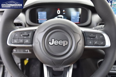 Jeep Avenger full-electric Longitude fwd 156cv auto (13)