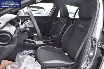 Jeep Avenger full-electric Longitude fwd 156cv auto (7)