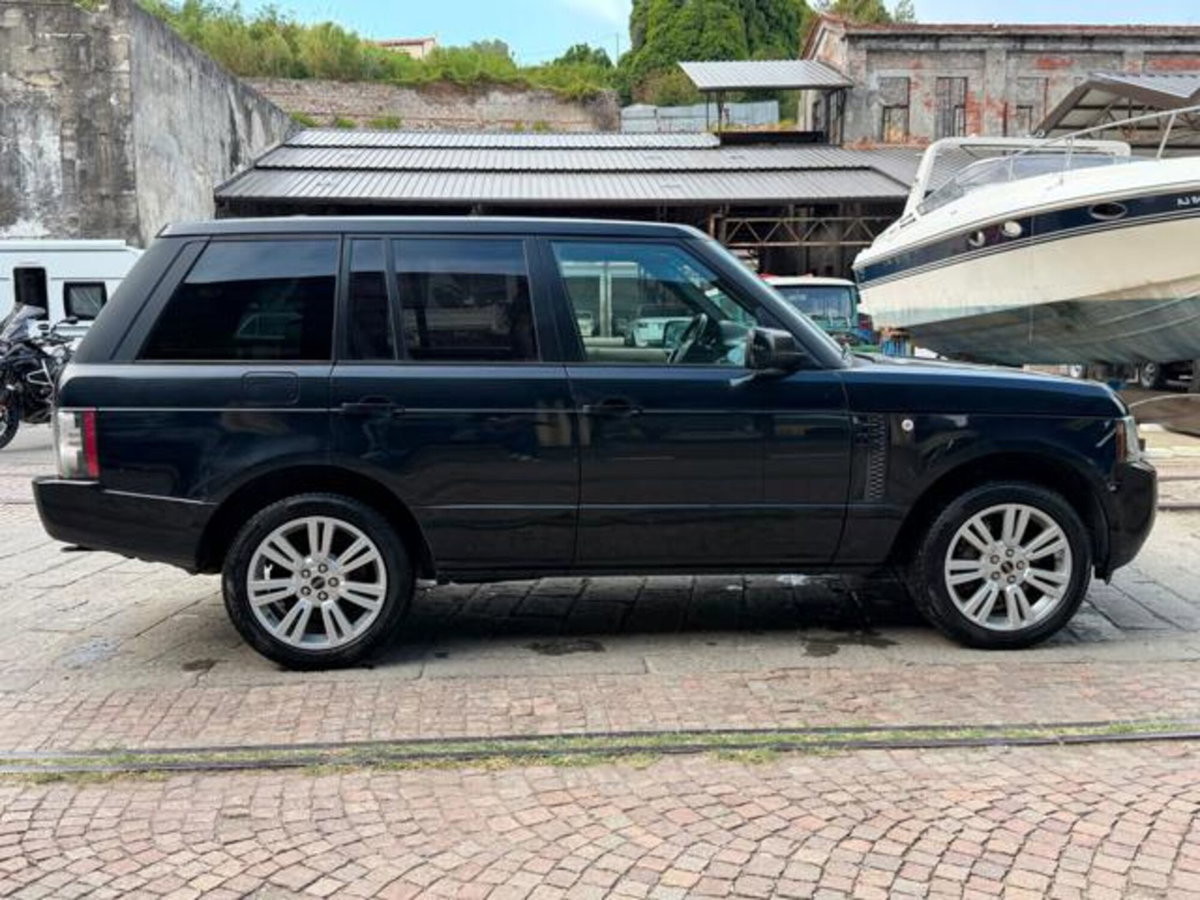 Land Rover Range Rover 4.4 TDV8 Autobiography (4)