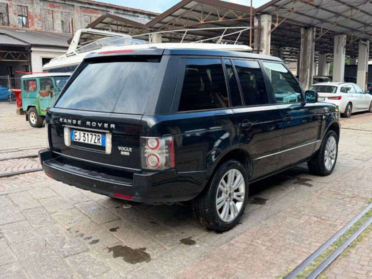 Land Rover Range Rover 4.4 TDV8 Autobiography (5)