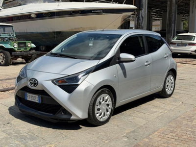 Toyota Aygo Connect 1.0 VVT-i 72 CV 5 porte x-music MMT (3)