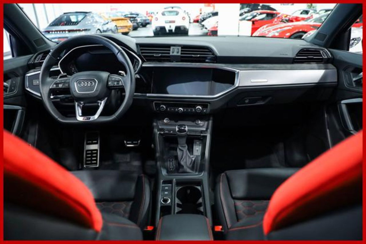 Audi RS Q3 Sportback 2.5 quattro s-tronic (13)
