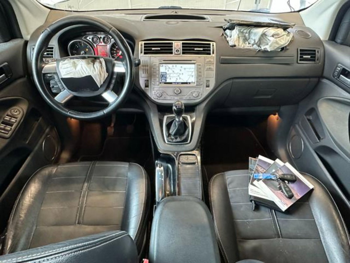 Ford Kuga 2.0 TDCi 140 CV 2WD Titanium DPF (15)