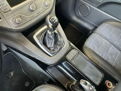Ford Kuga 2.0 TDCi 140 CV 2WD Titanium DPF (18)
