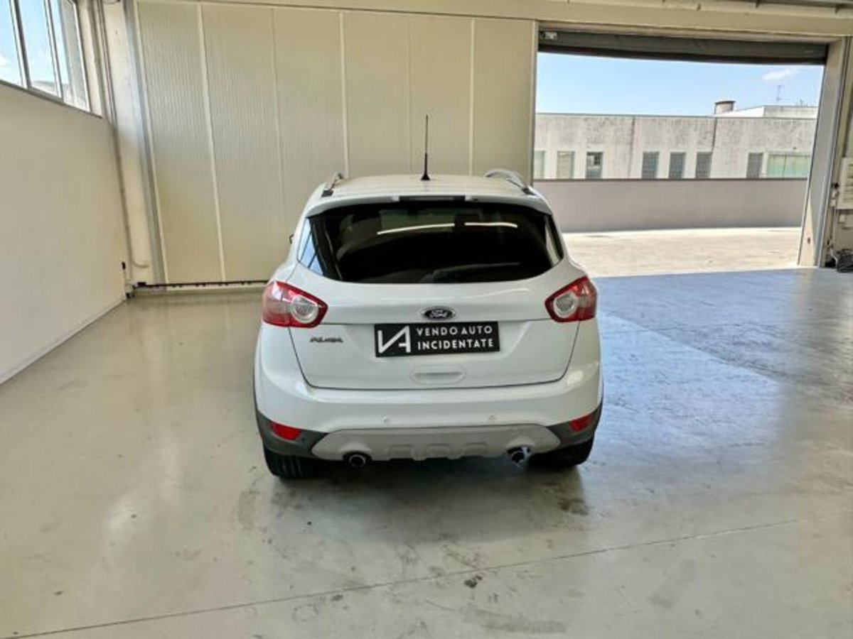 Ford Kuga 2.0 TDCi 140 CV 2WD Titanium DPF (6)