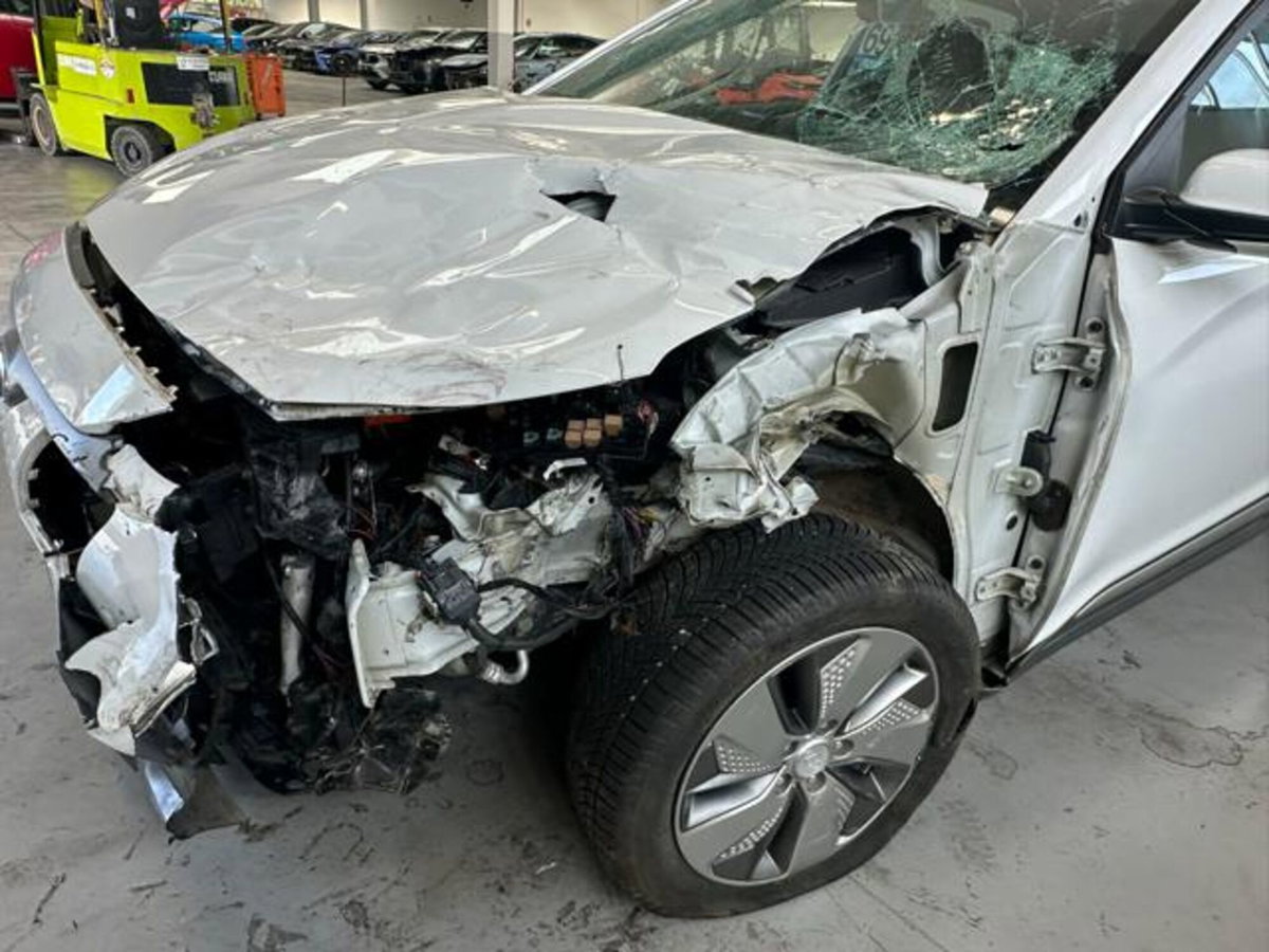 Hyundai Kona EV 39 kWh XPrime (10)