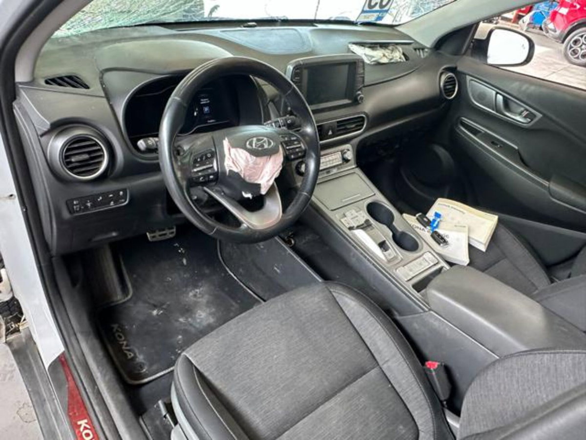 Hyundai Kona EV 39 kWh XPrime (13)