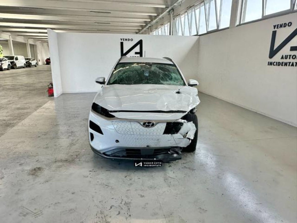 Hyundai Kona EV 39 kWh XPrime (2)