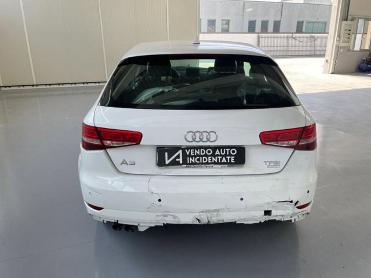 Audi A3 1.4 TFSI COD ultra Business (6)