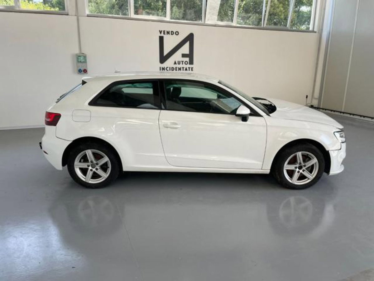 Audi A3 1.4 TFSI COD ultra Business (8)