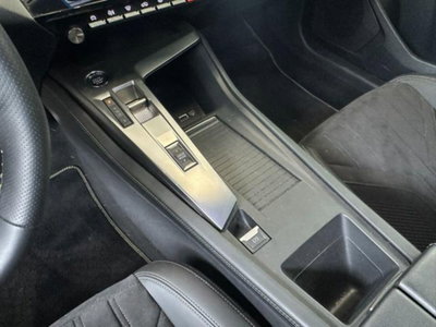 Peugeot 308 1.6 hybrid phev GT 225cv e-eat8 (18)