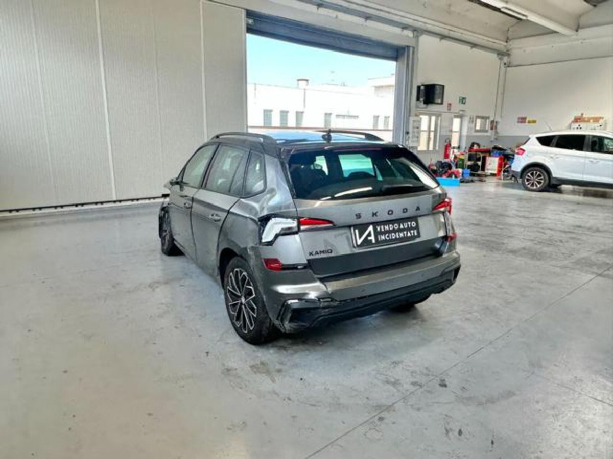 Skoda Kamiq 1.0 tsi Style 115cv (5)