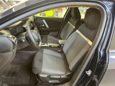 Citroen C4 1.2 hybrid You 100cv e-dcs6 (11)
