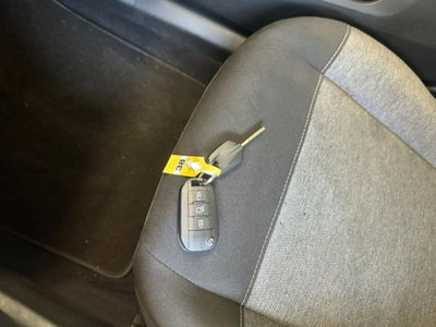 Citroen C4 1.2 hybrid You 100cv e-dcs6 (18)