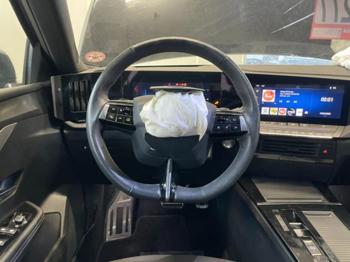 Opel Astra 1.2 Turbo 130 CV AT8 GS Line (15)