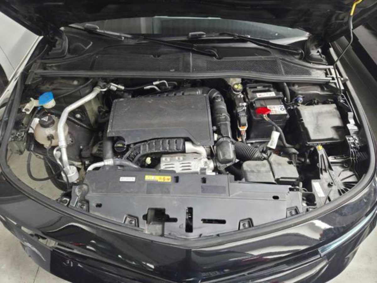 Opel Astra 1.2 Turbo 130 CV AT8 GS Line (9)