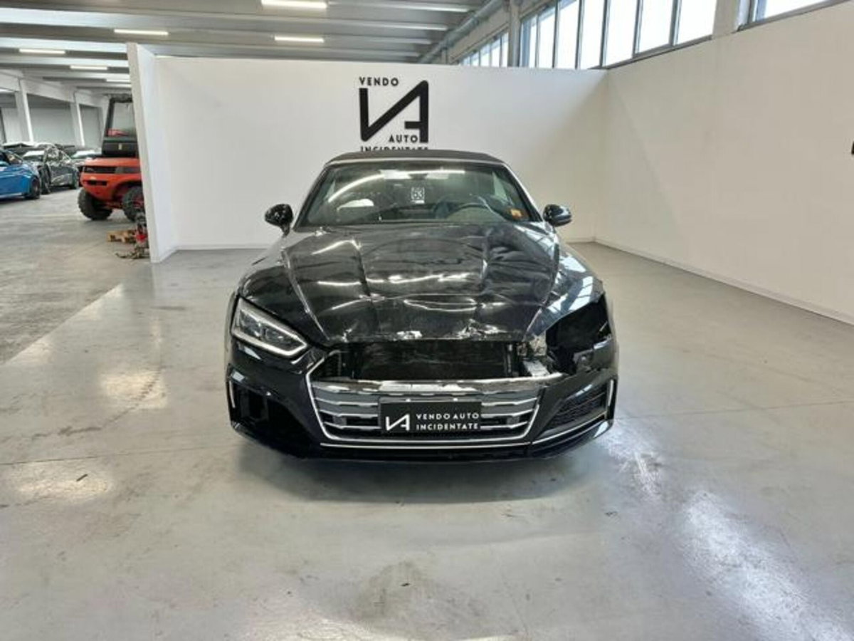 Audi A5 Cabrio 40 TDI quattro S tronic S line edition (2)
